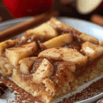 Easy Apple Cinnamon Sheet Cake – Moist and Flavorful Fall Dessert