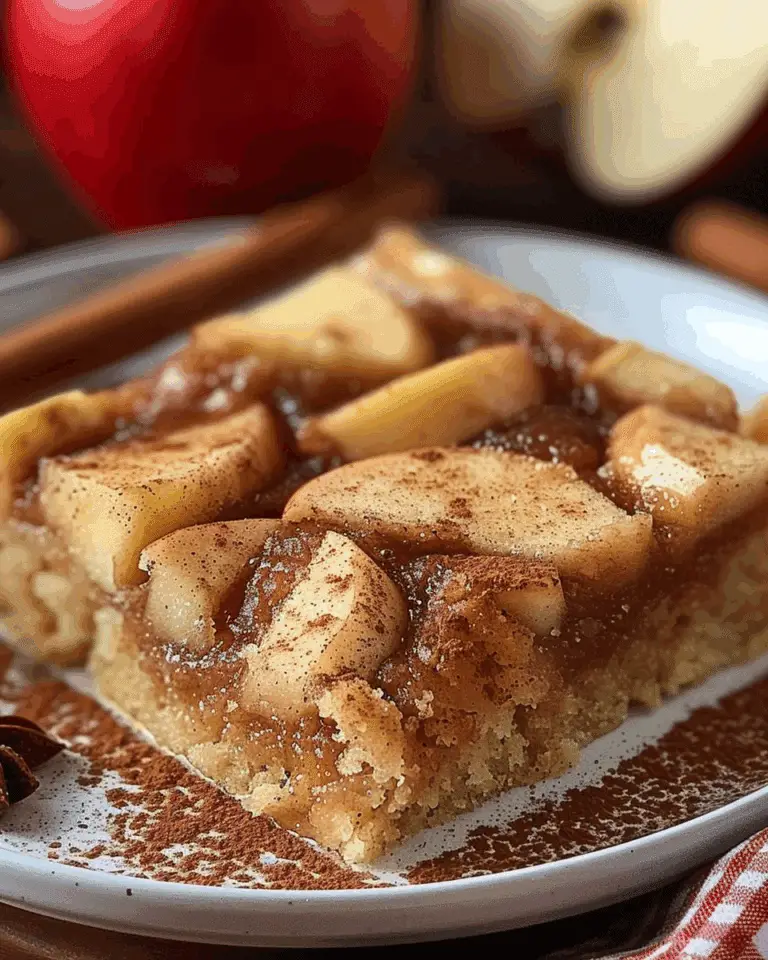 Easy Apple Cinnamon Sheet Cake – Moist and Flavorful Fall Dessert
