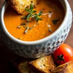 Creamy Roasted Tomato and Garlic Soup
