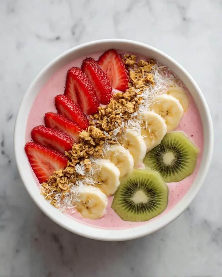 Strawberry Kiwi Smoothie Bowl Recipe